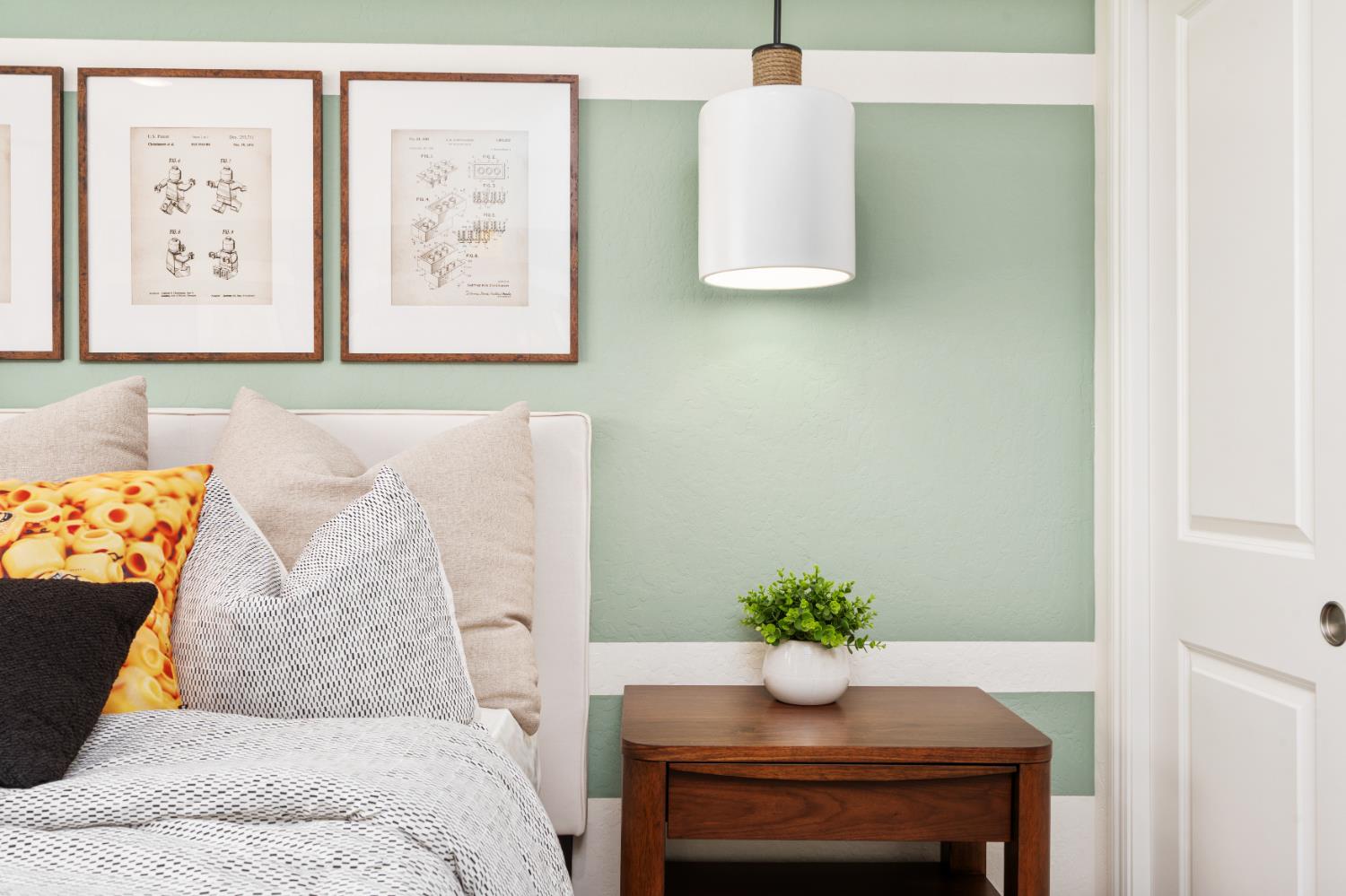 1519 Redbrick Ln, Clovis, CA 93619