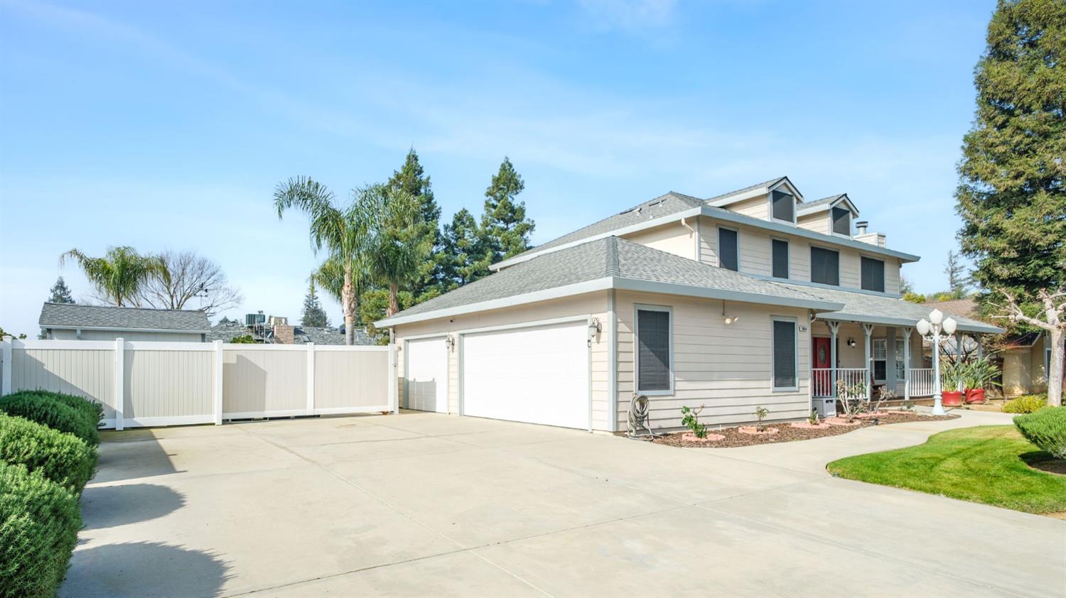 3060 Evergreen Ave, Clovis, CA 93611