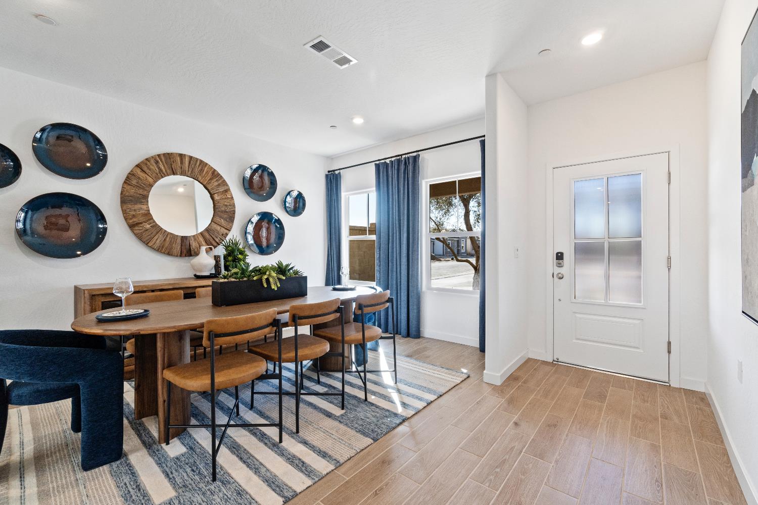 1059 Springtime Ave, Clovis, CA 93619