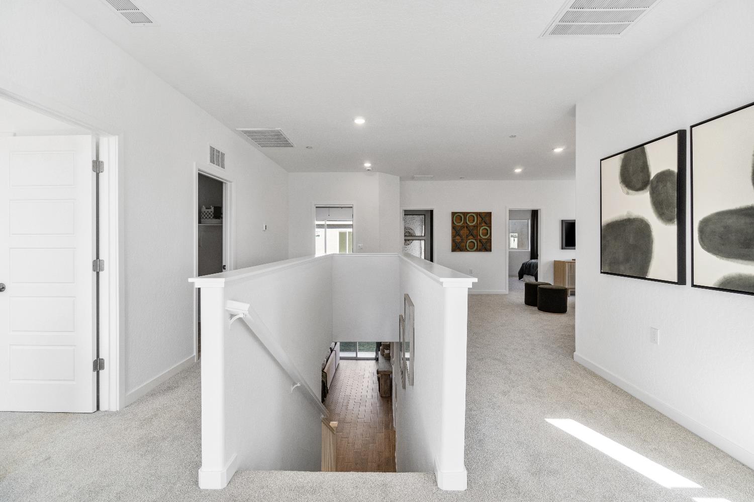 1053 Springtime Ave, Clovis, CA 93619