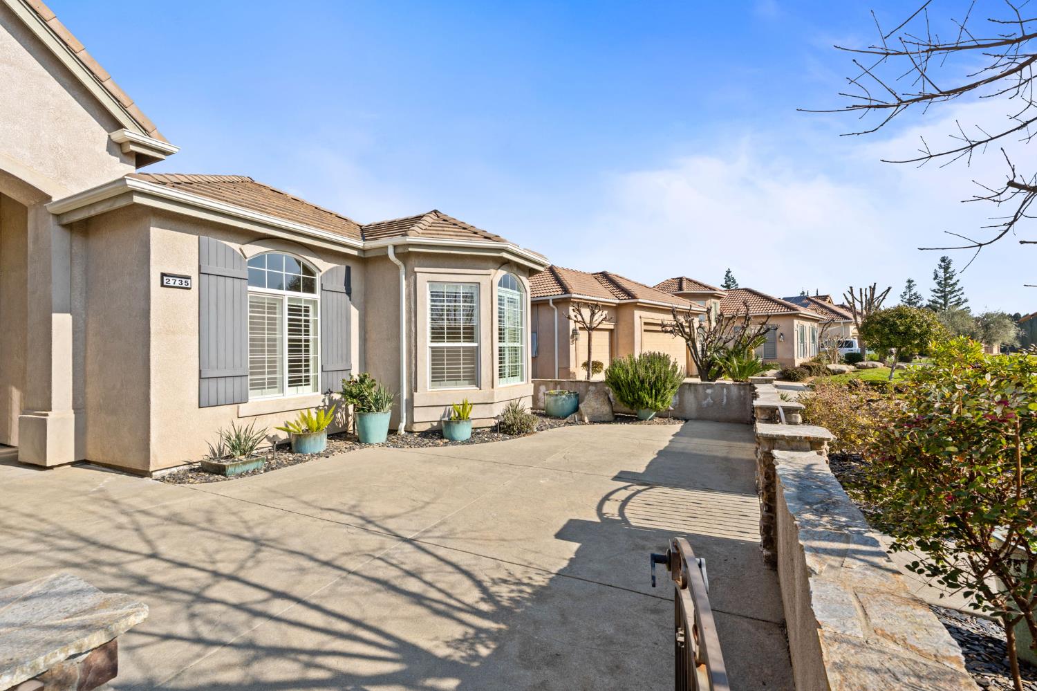 2735 Prescott Ave, Clovis, CA 93619