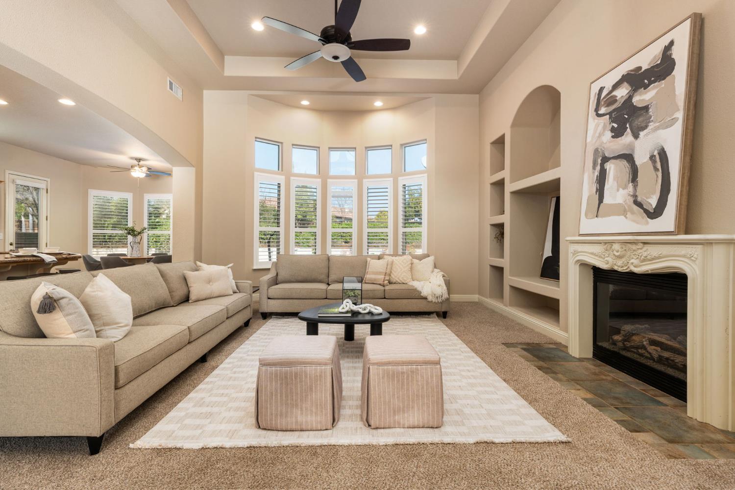 2735 Prescott Ave, Clovis, CA 93619