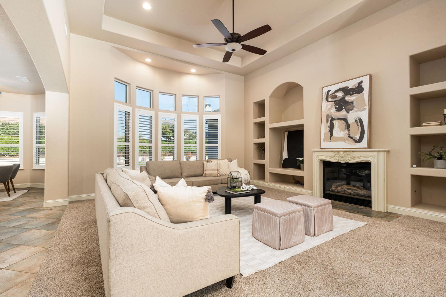 2735 Prescott Ave, Clovis, CA 93619