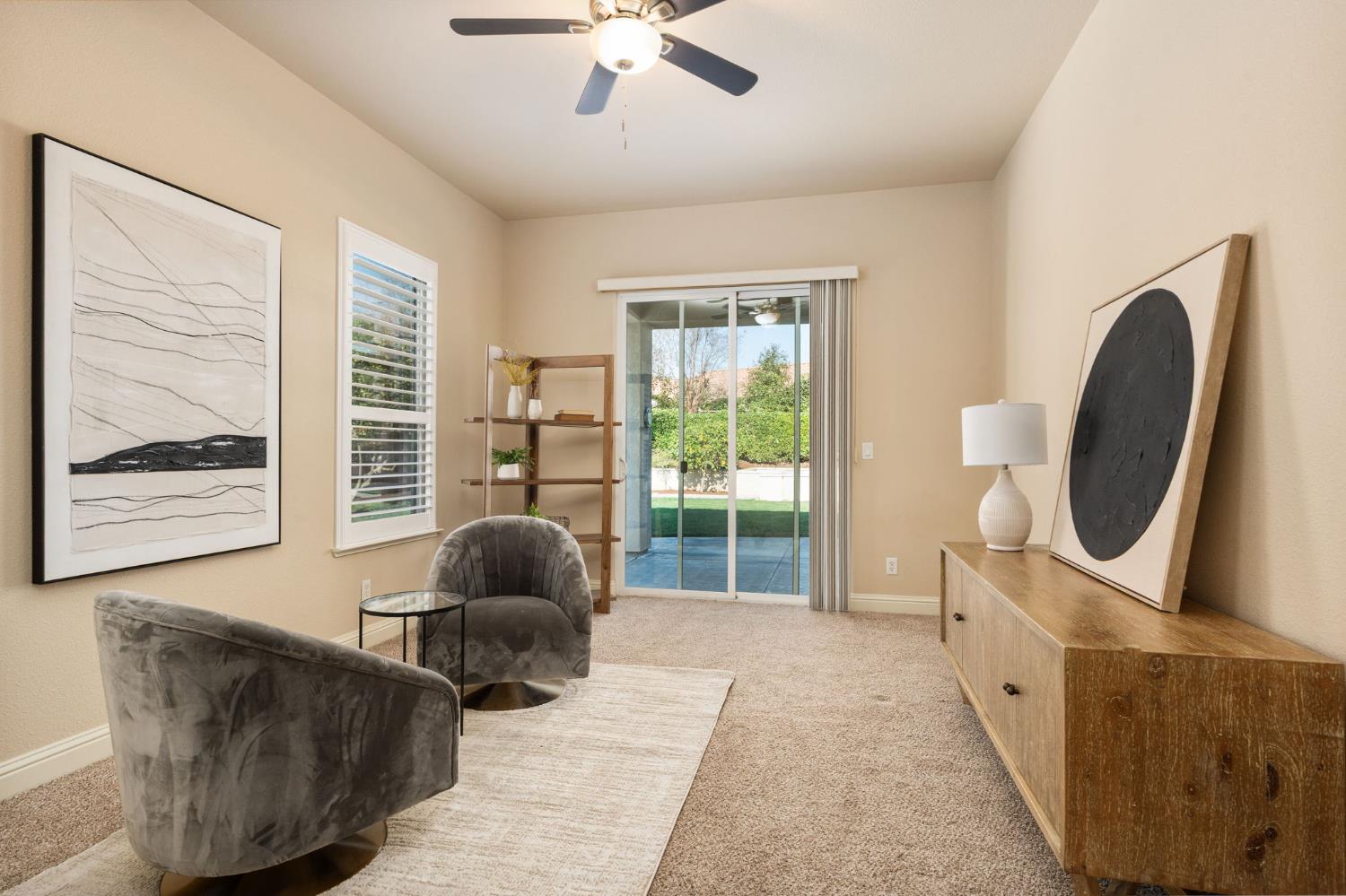 2735 Prescott Ave, Clovis, CA 93619