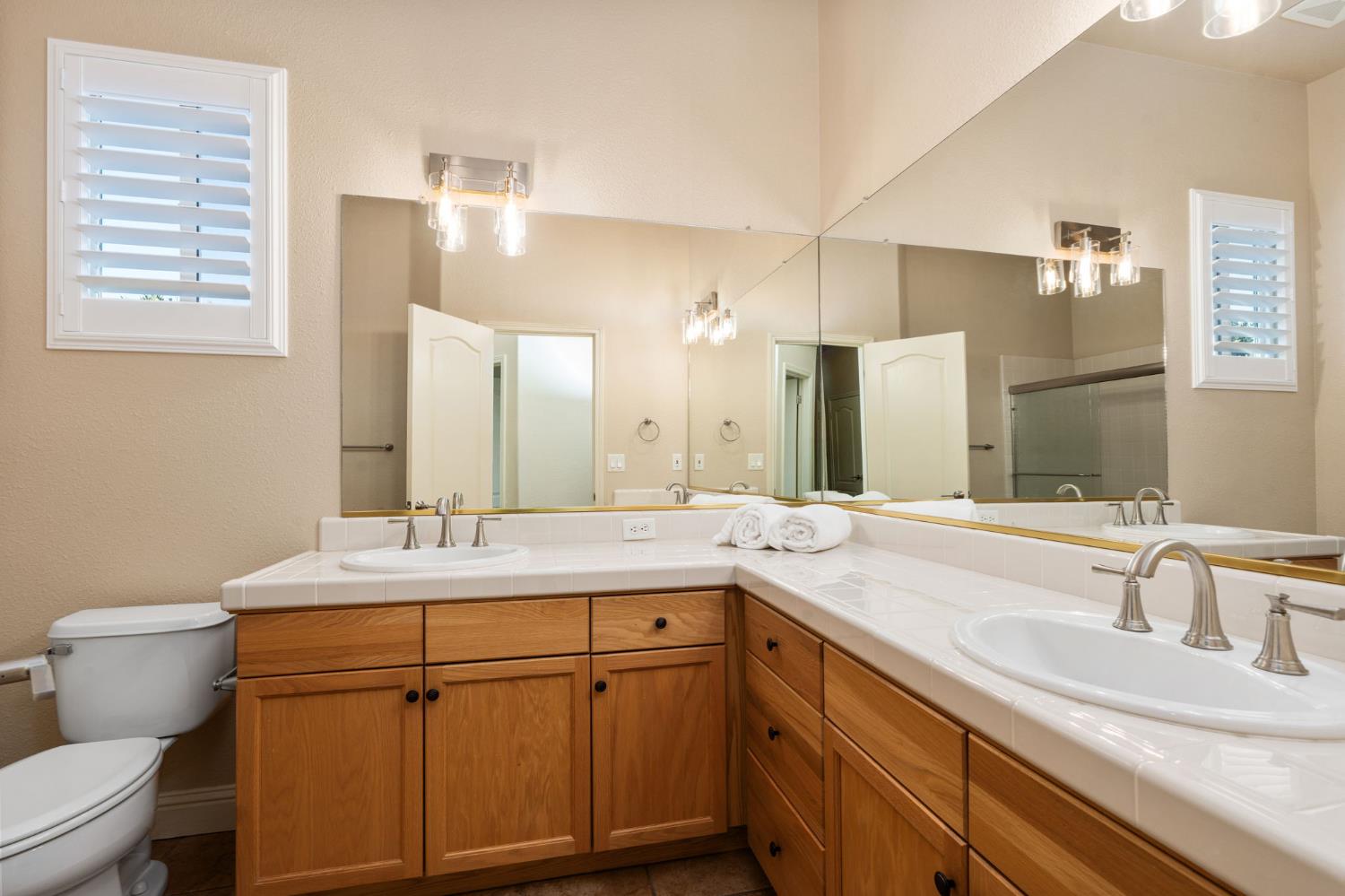 2735 Prescott Ave, Clovis, CA 93619