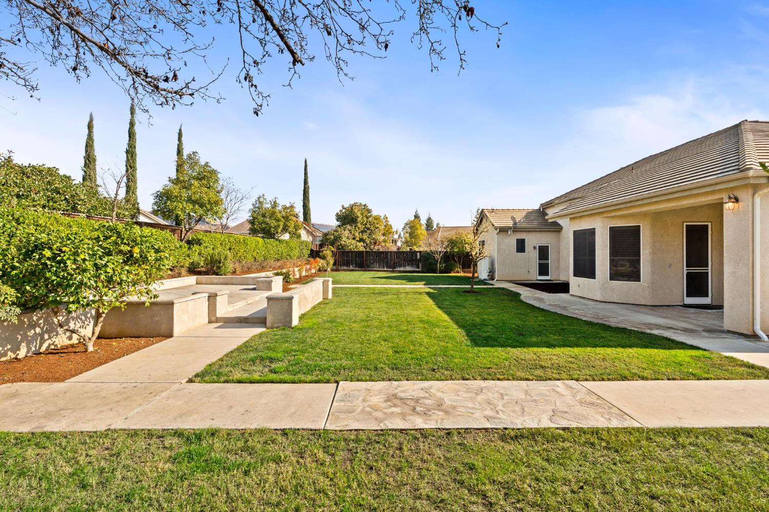 2735 Prescott Ave, Clovis, CA 93619