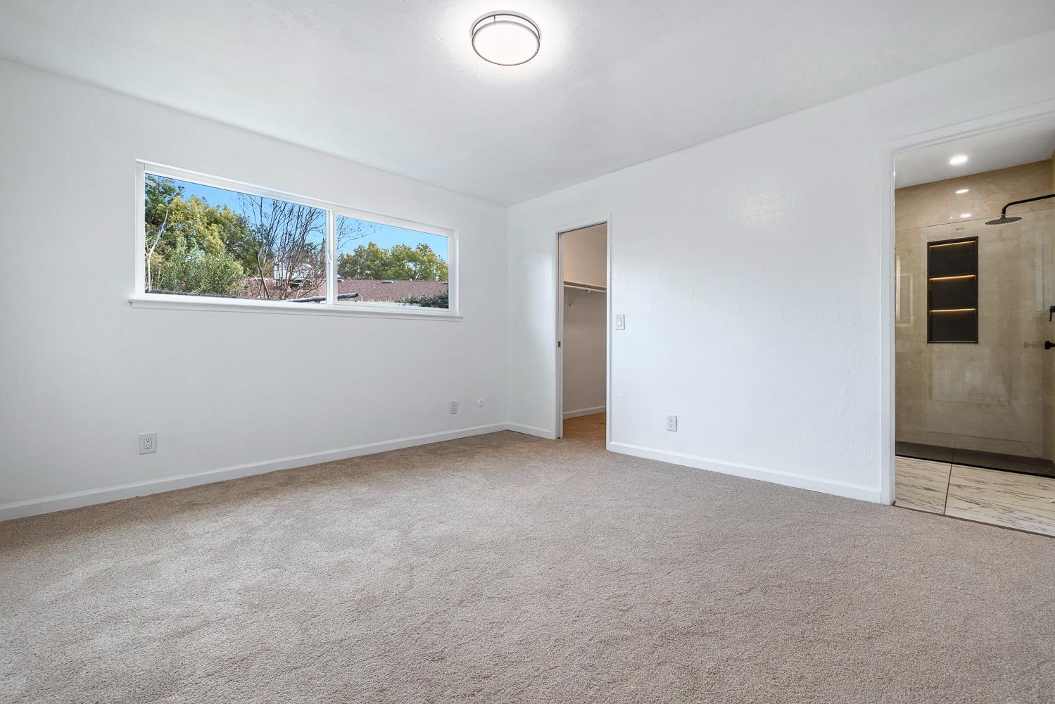 1622 Dennis Ave, Clovis, CA 93611