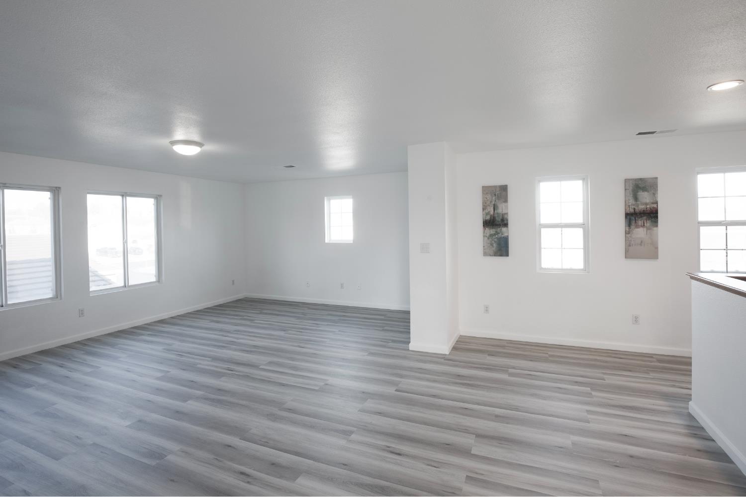 2668 Scott Ave, Clovis, CA 93611