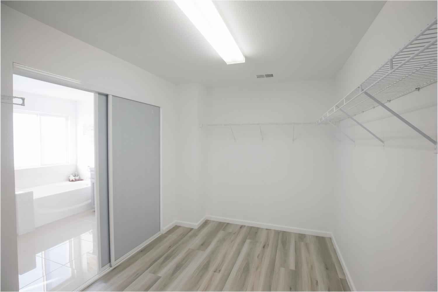 2668 Scott Ave, Clovis, CA 93611