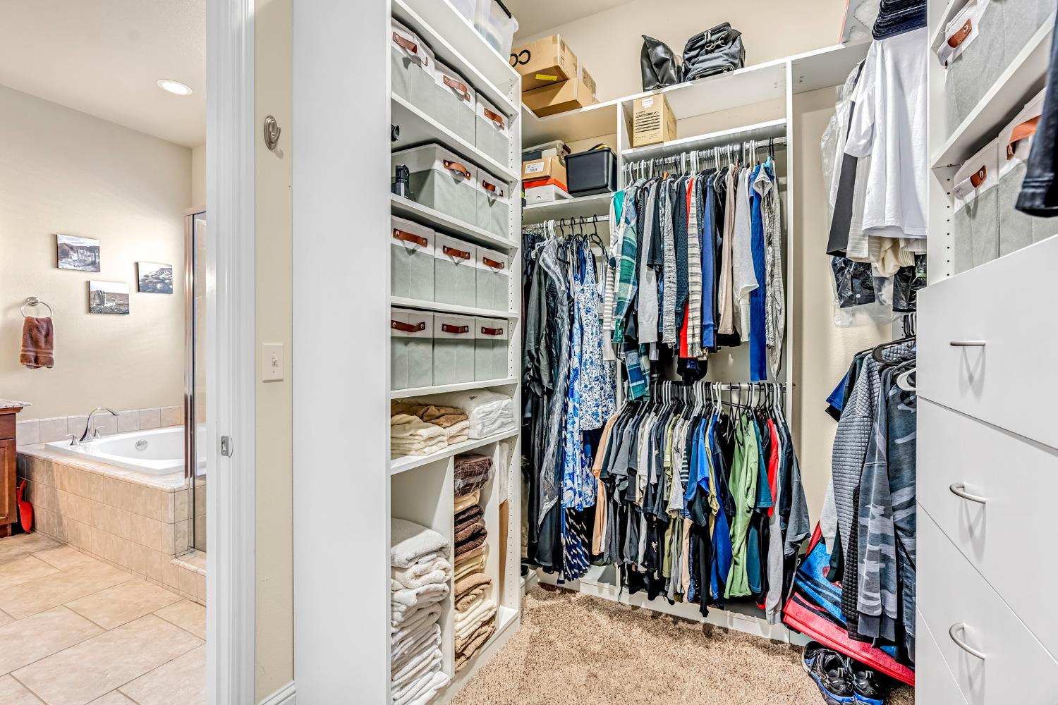 3255 Roberts Ave, Clovis, CA 93619