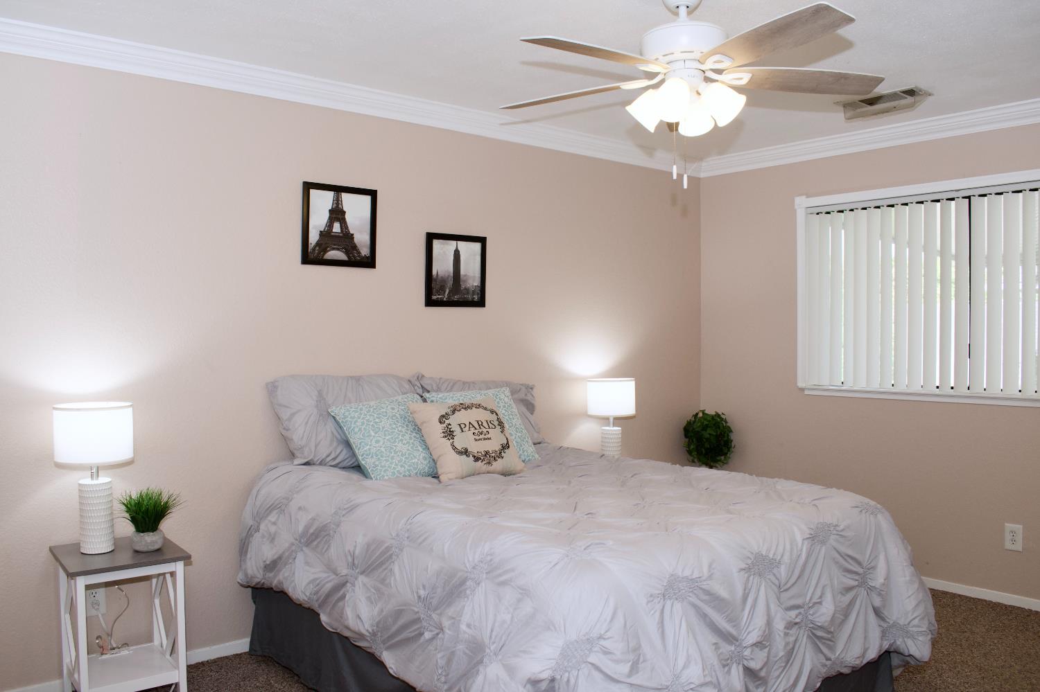 1721 Holland Ave, Clovis, CA 93611