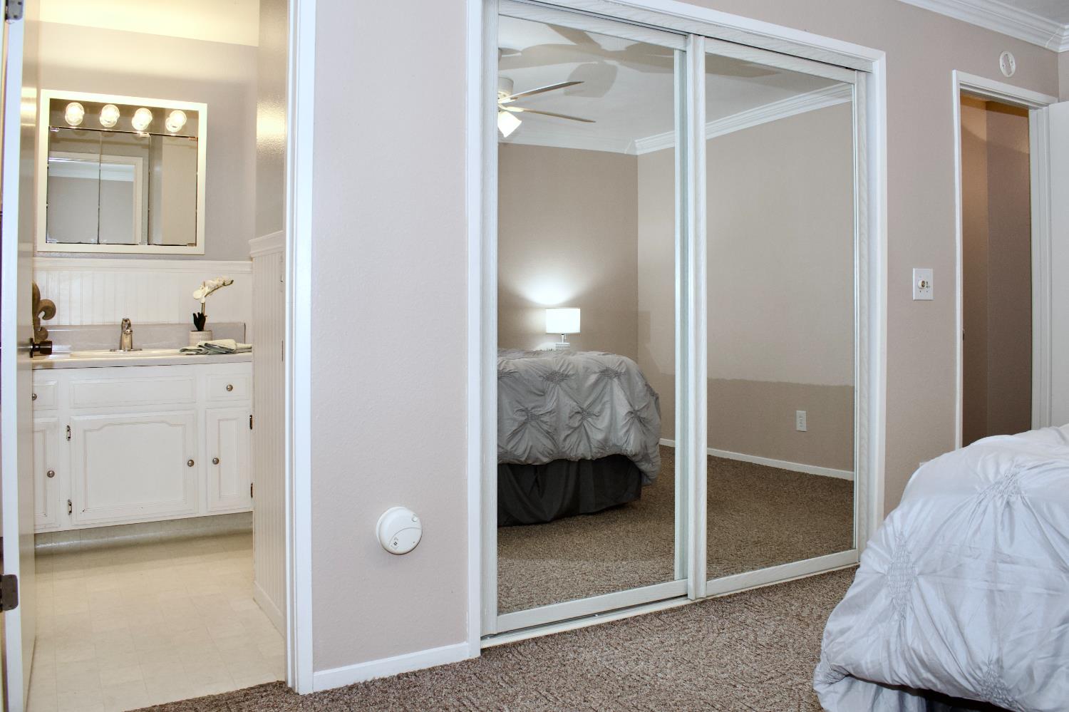 1721 Holland Ave, Clovis, CA 93611