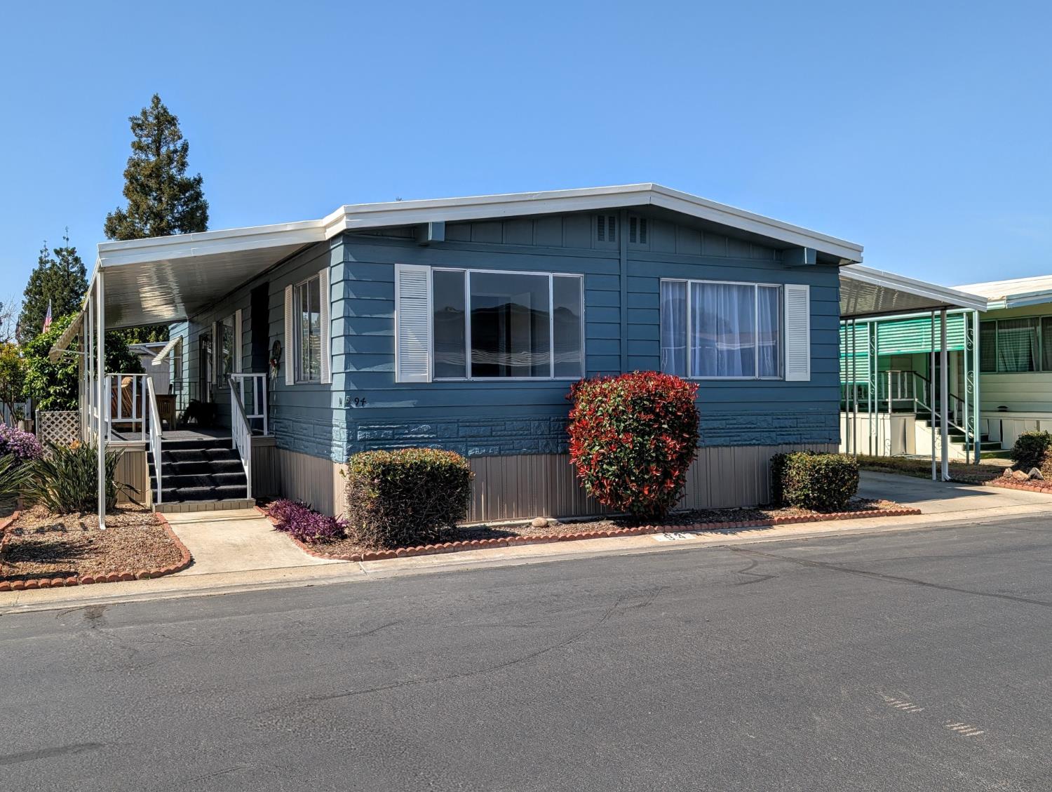 1001 Sylmar #94, Clovis, CA 93612