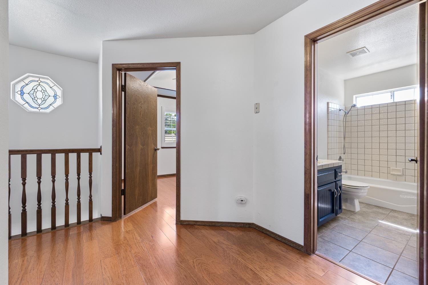 3074 Burgan Ave, Clovis, CA 93611