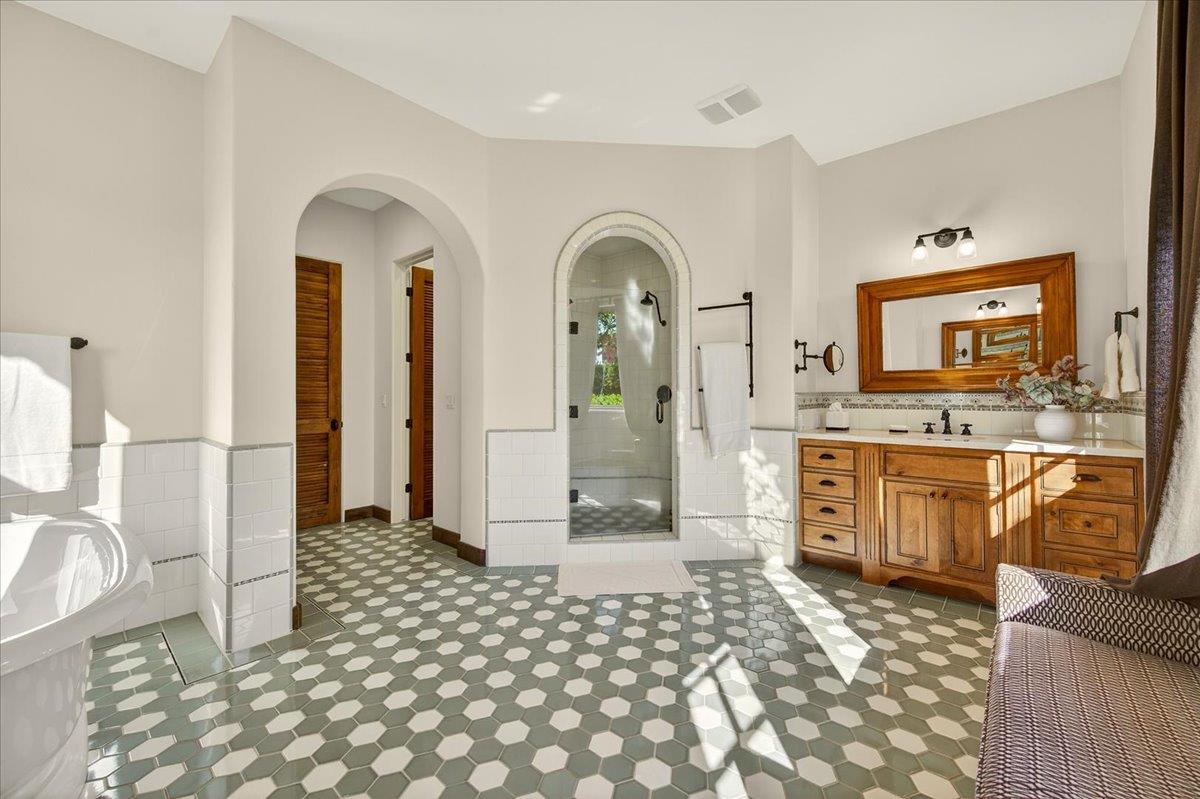 12370 N Via Il Prato Ave, Clovis, CA 93619