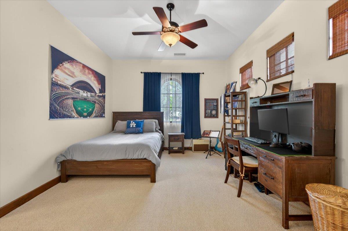 12370 N Via Il Prato Ave, Clovis, CA 93619