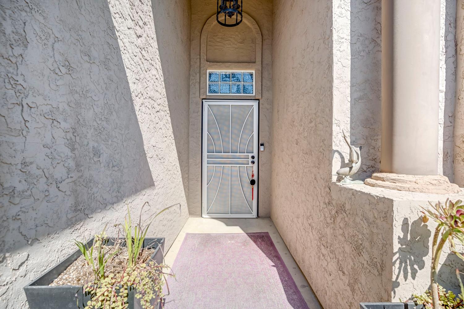 2361 Cromwell Ave, Clovis, CA 93611