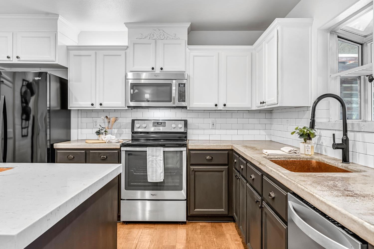 2361 Cromwell Ave, Clovis, CA 93611