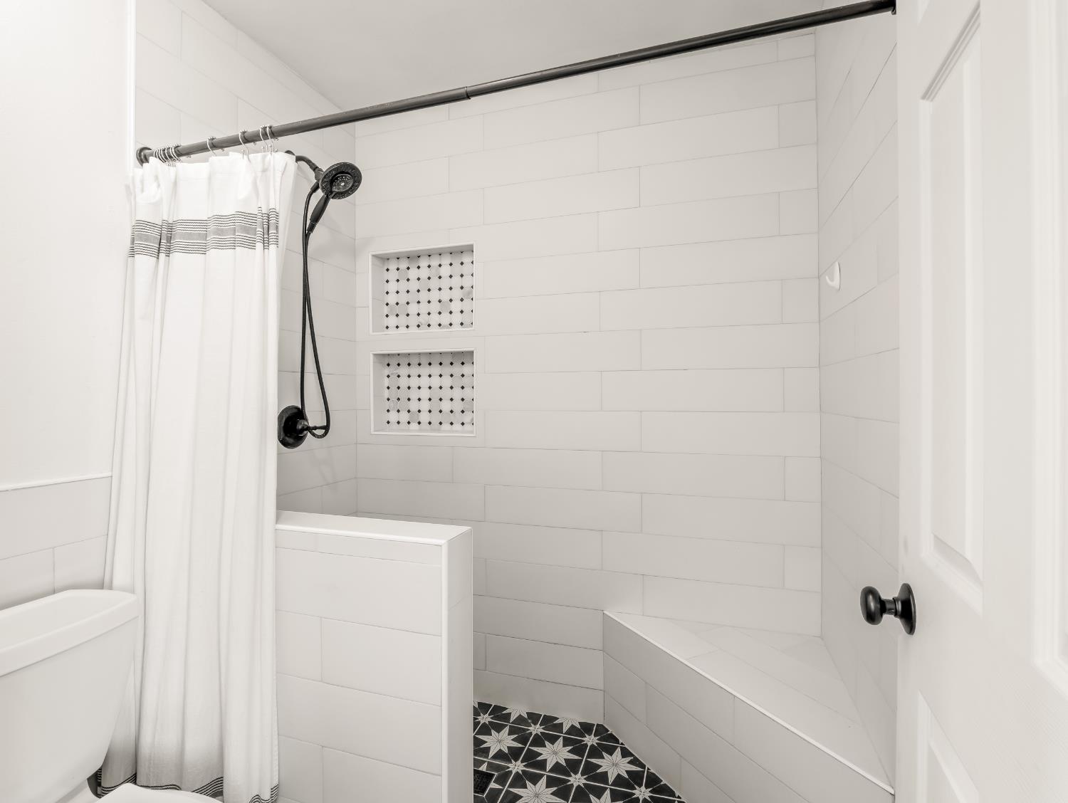 22452 Goldrush Ln, Clovis, CA 93619