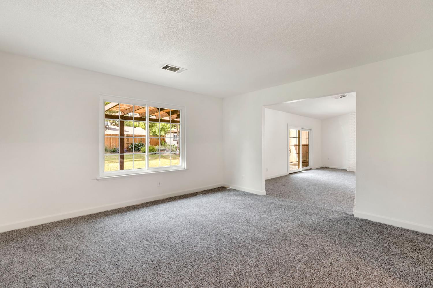 778 W Polson Ave, Clovis, CA 93612