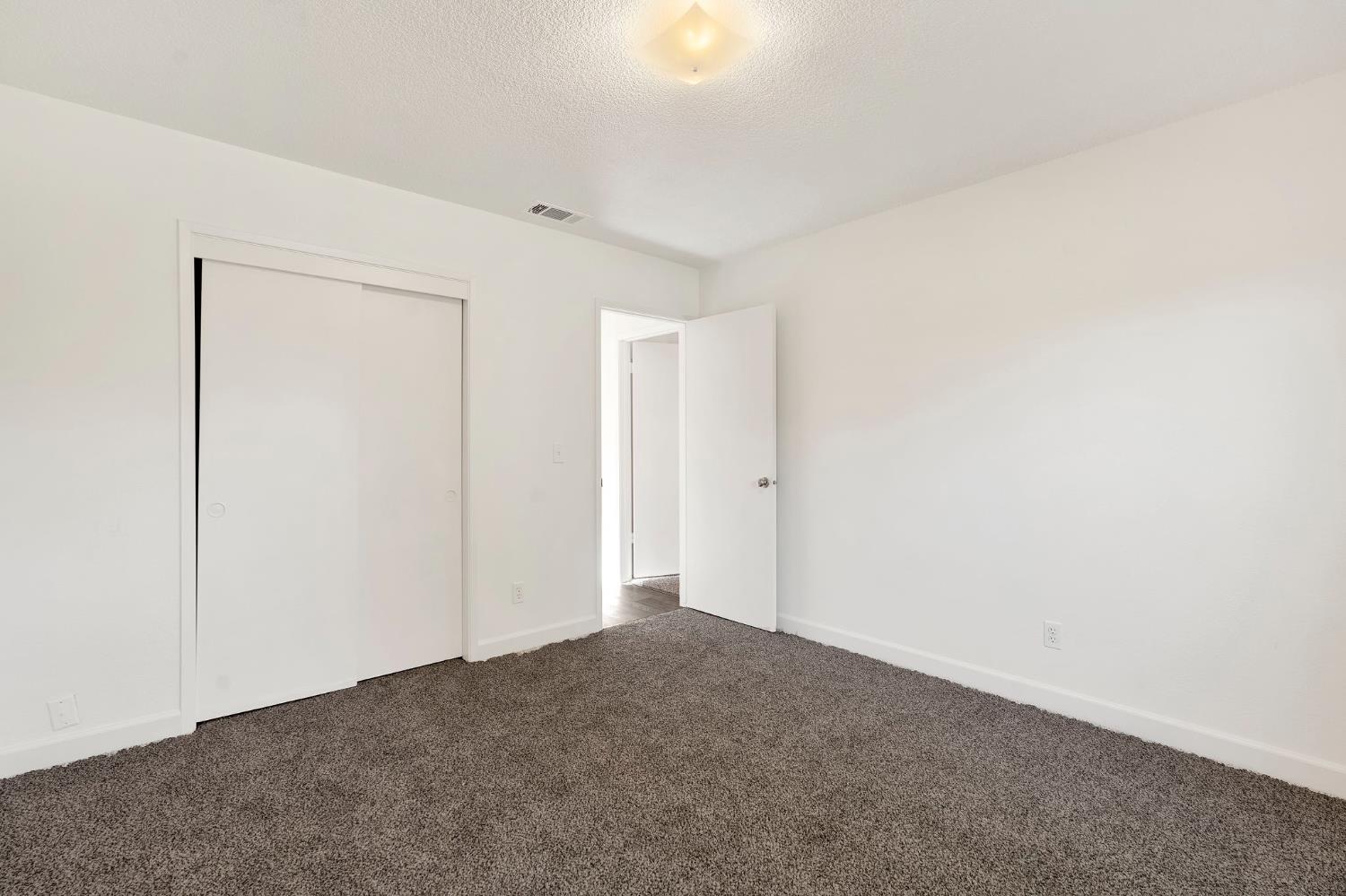 778 W Polson Ave, Clovis, CA 93612