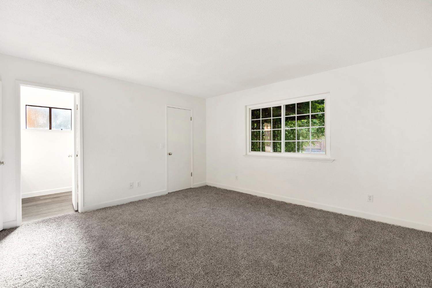 778 W Polson Ave, Clovis, CA 93612