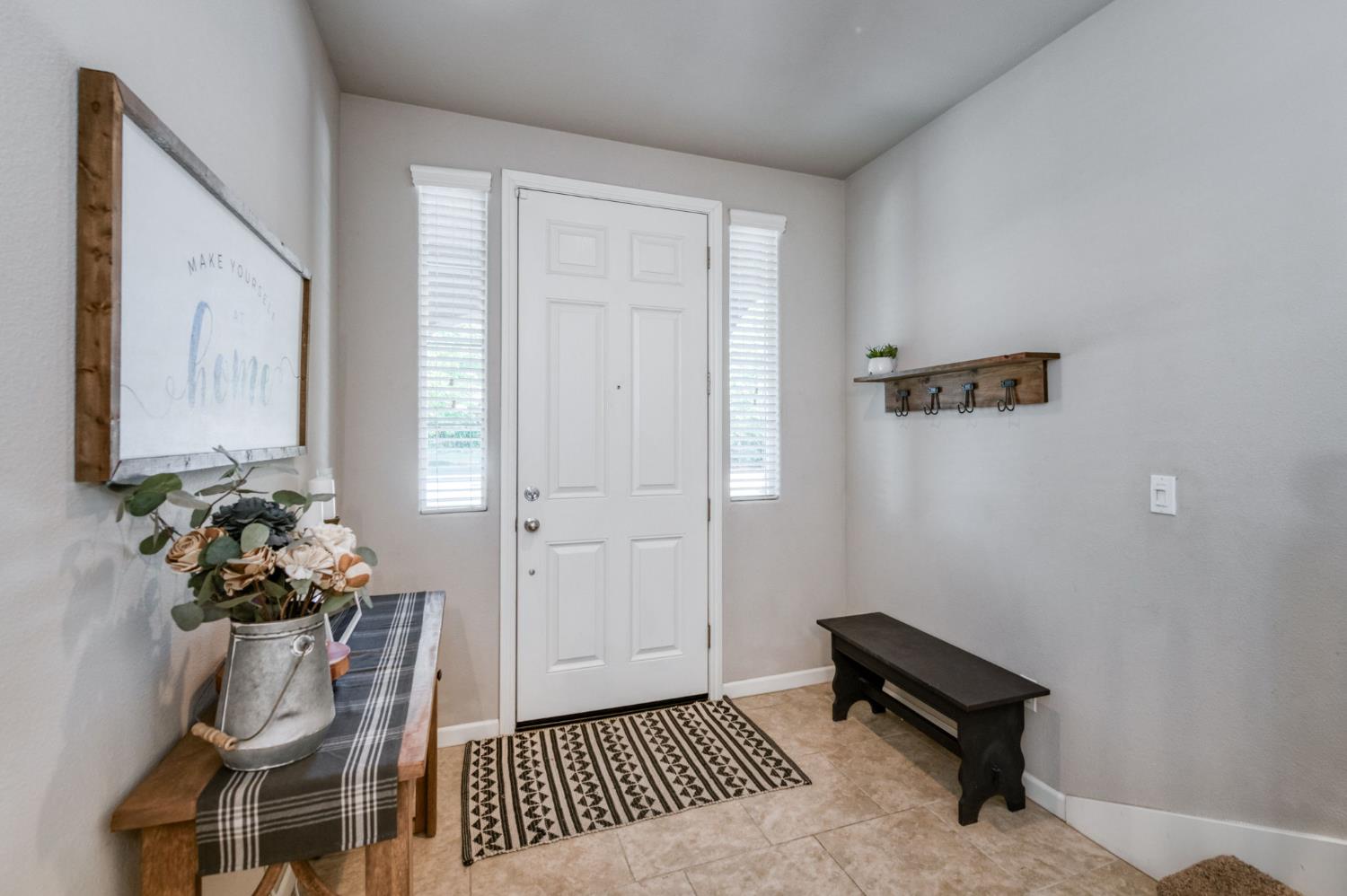 3606 Saginaw Ave, Clovis, CA 93619