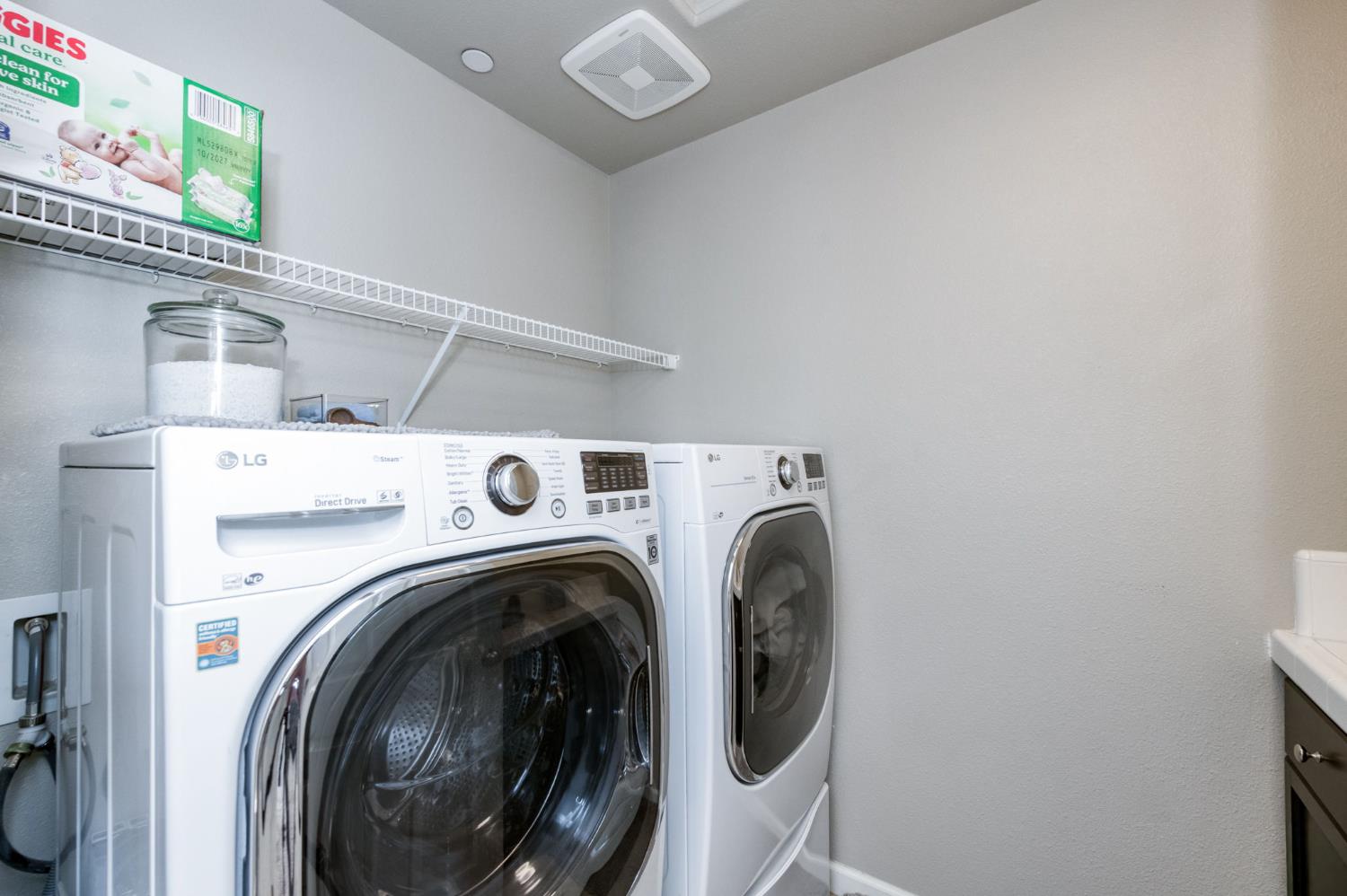 3606 Saginaw Ave, Clovis, CA 93619