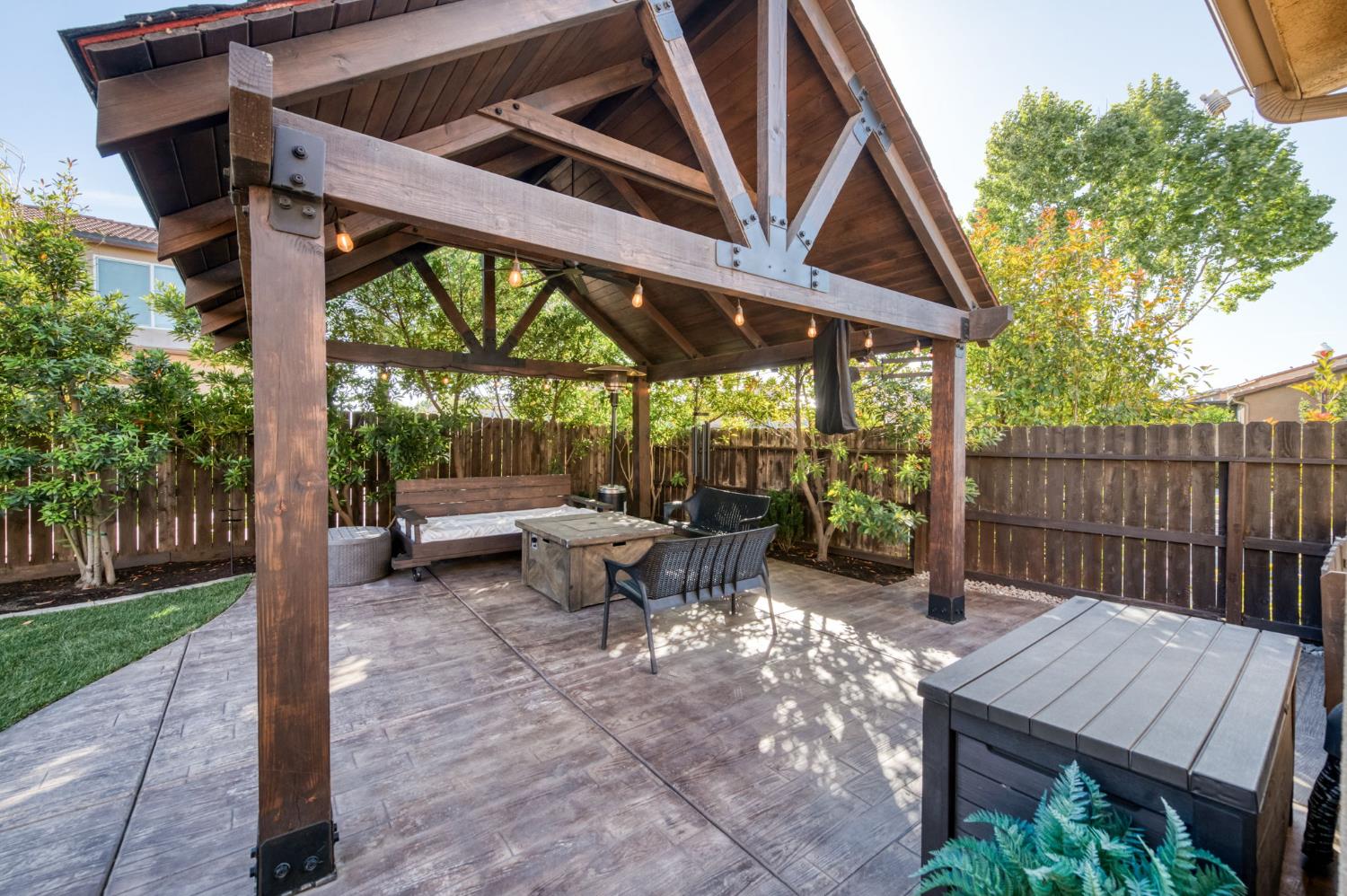 3606 Saginaw Ave, Clovis, CA 93619