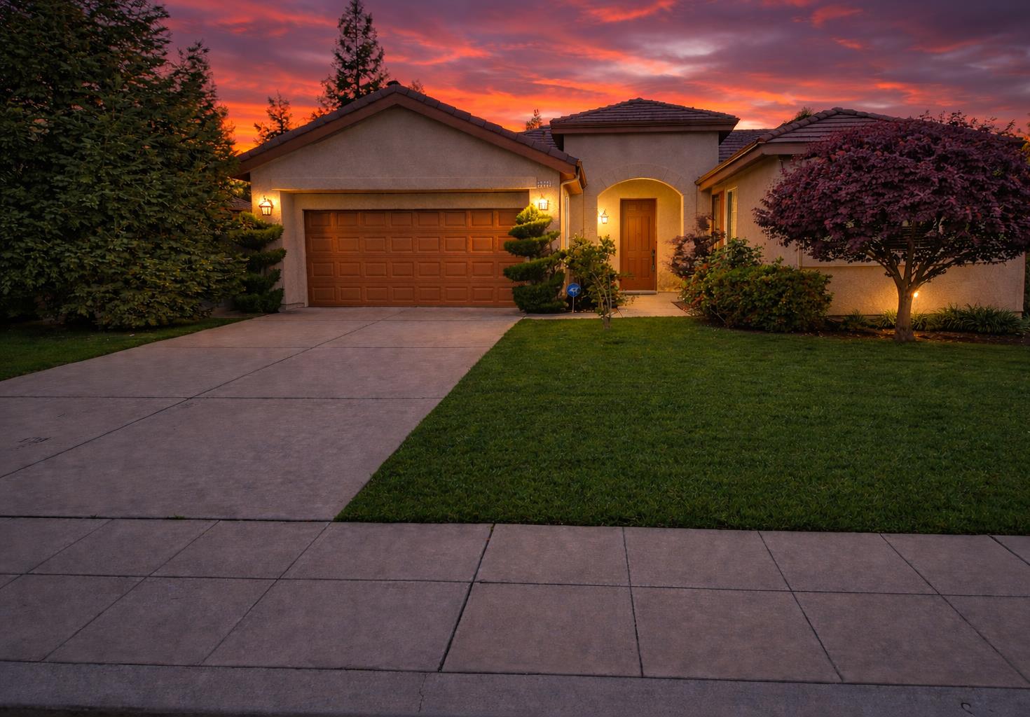 2222 Carson Ave, Clovis, CA 93611