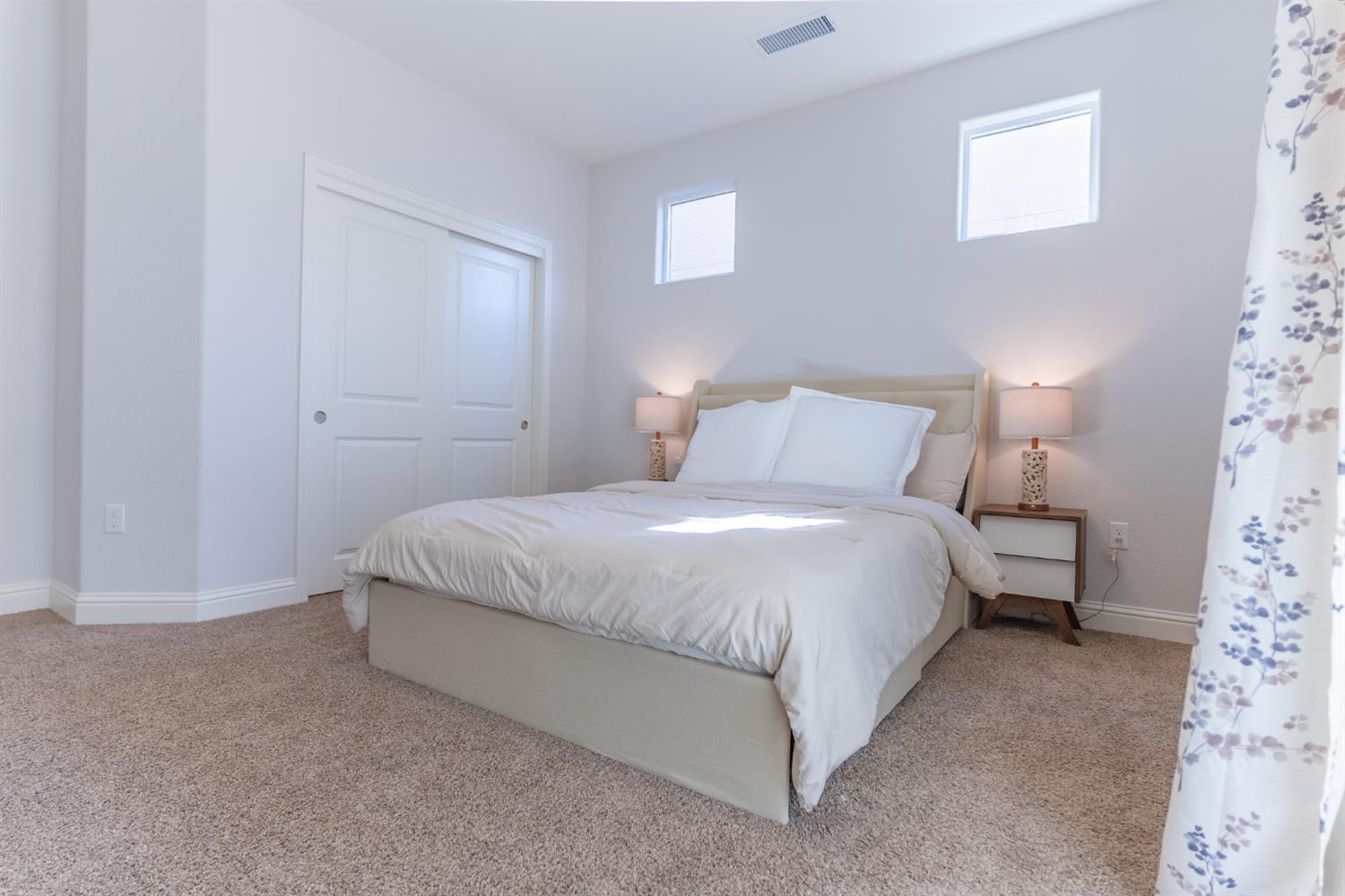 4176 Twain Ave, Clovis, CA 93619