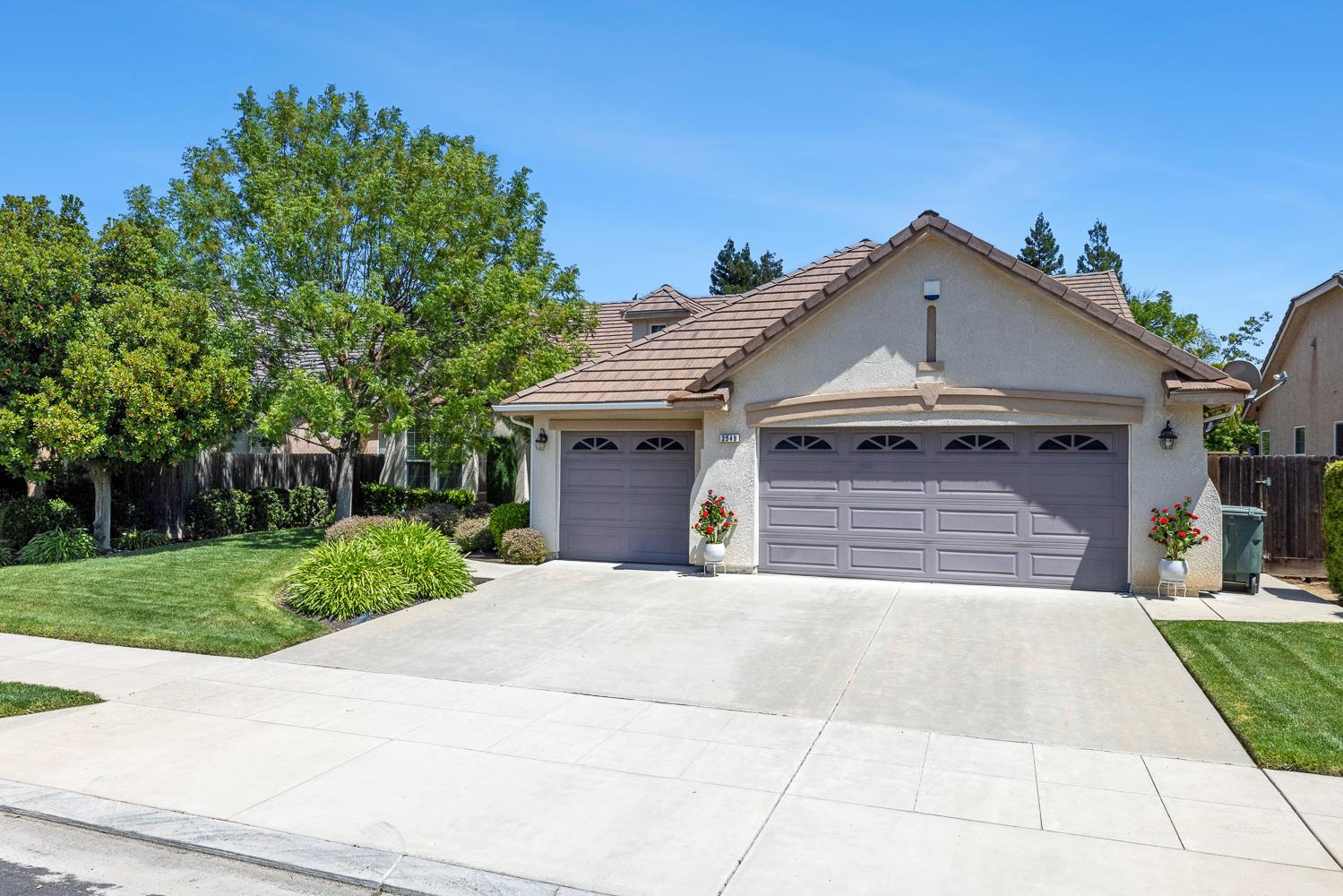 2549 Whiteash Ave, Clovis, CA 93619