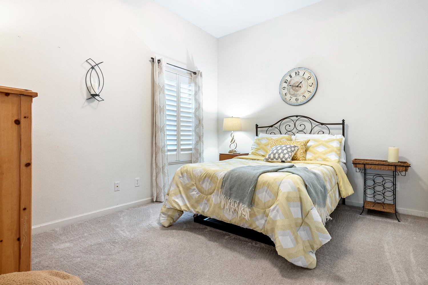 2549 Whiteash Ave, Clovis, CA 93619