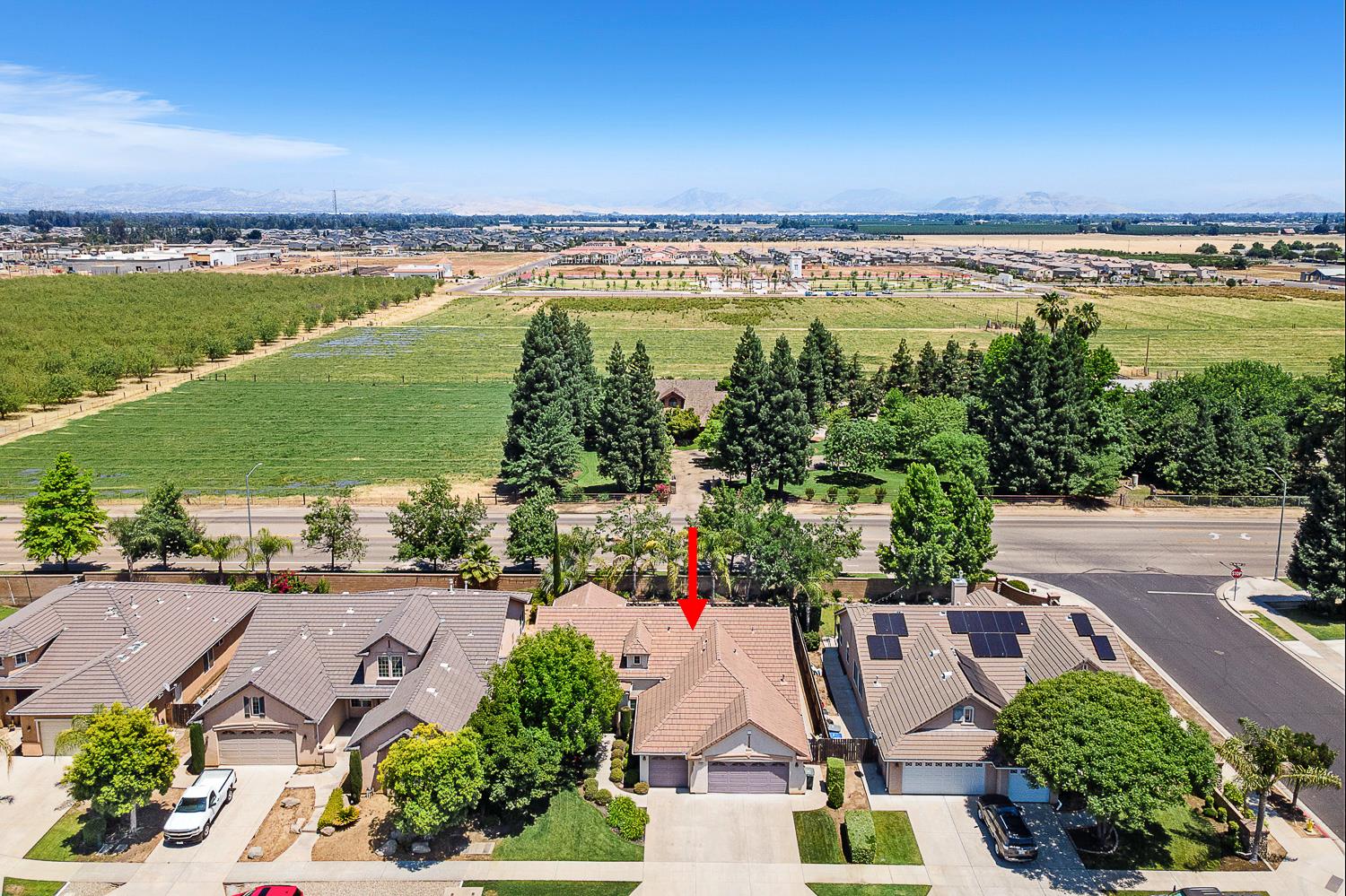 2549 Whiteash Ave, Clovis, CA 93619