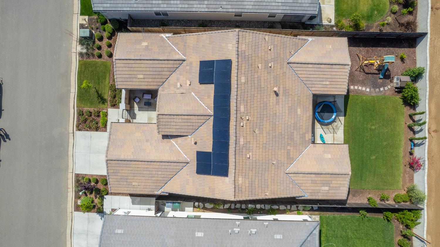 467 Heirloom Ln, Clovis, CA 93619