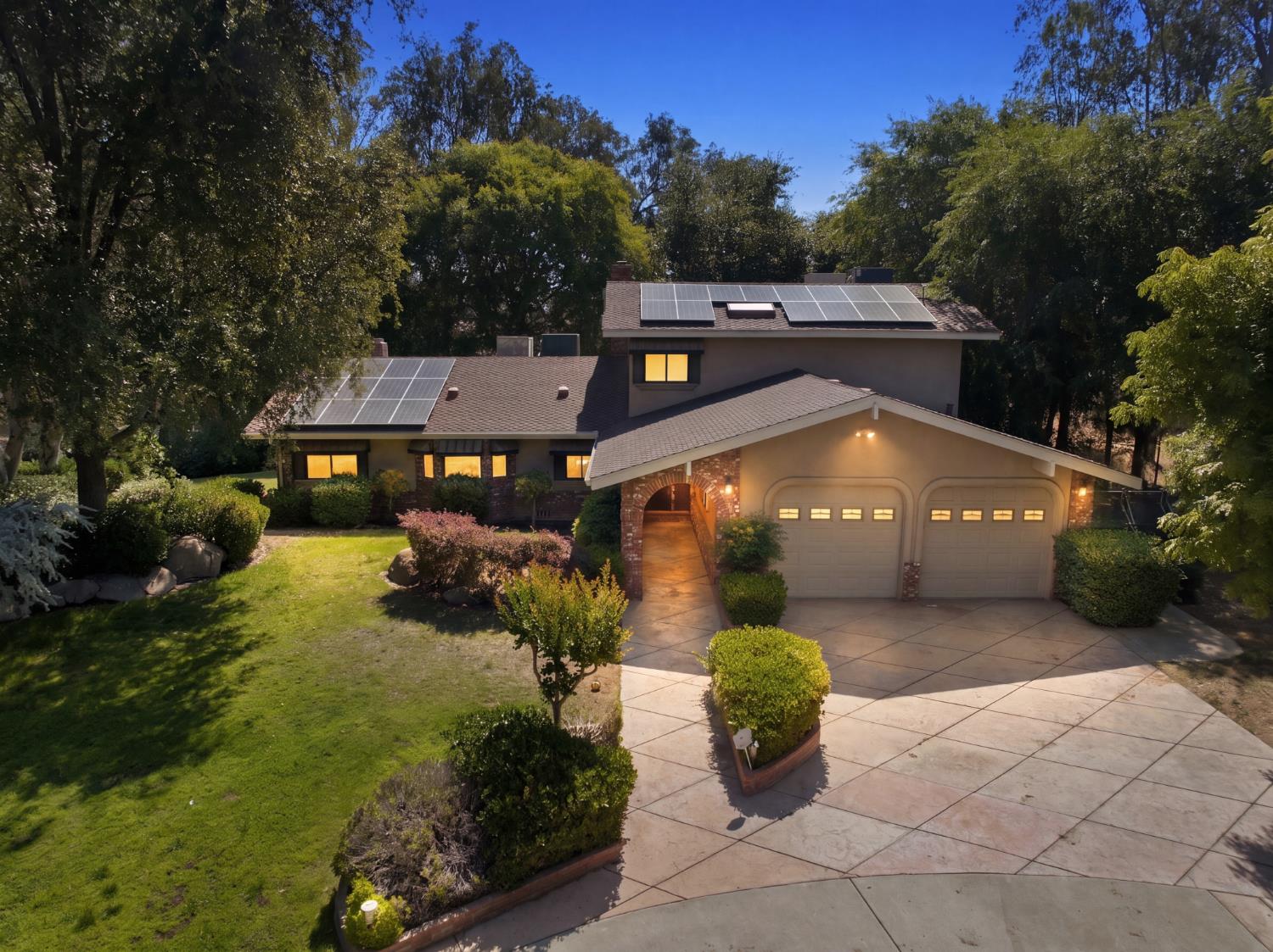 12780 Auberry Rd, Clovis, CA 93619