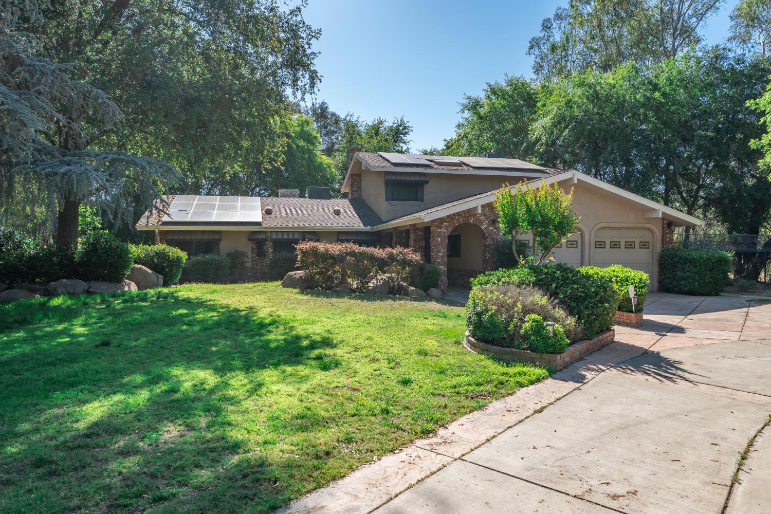 12780 Auberry Rd, Clovis, CA 93619