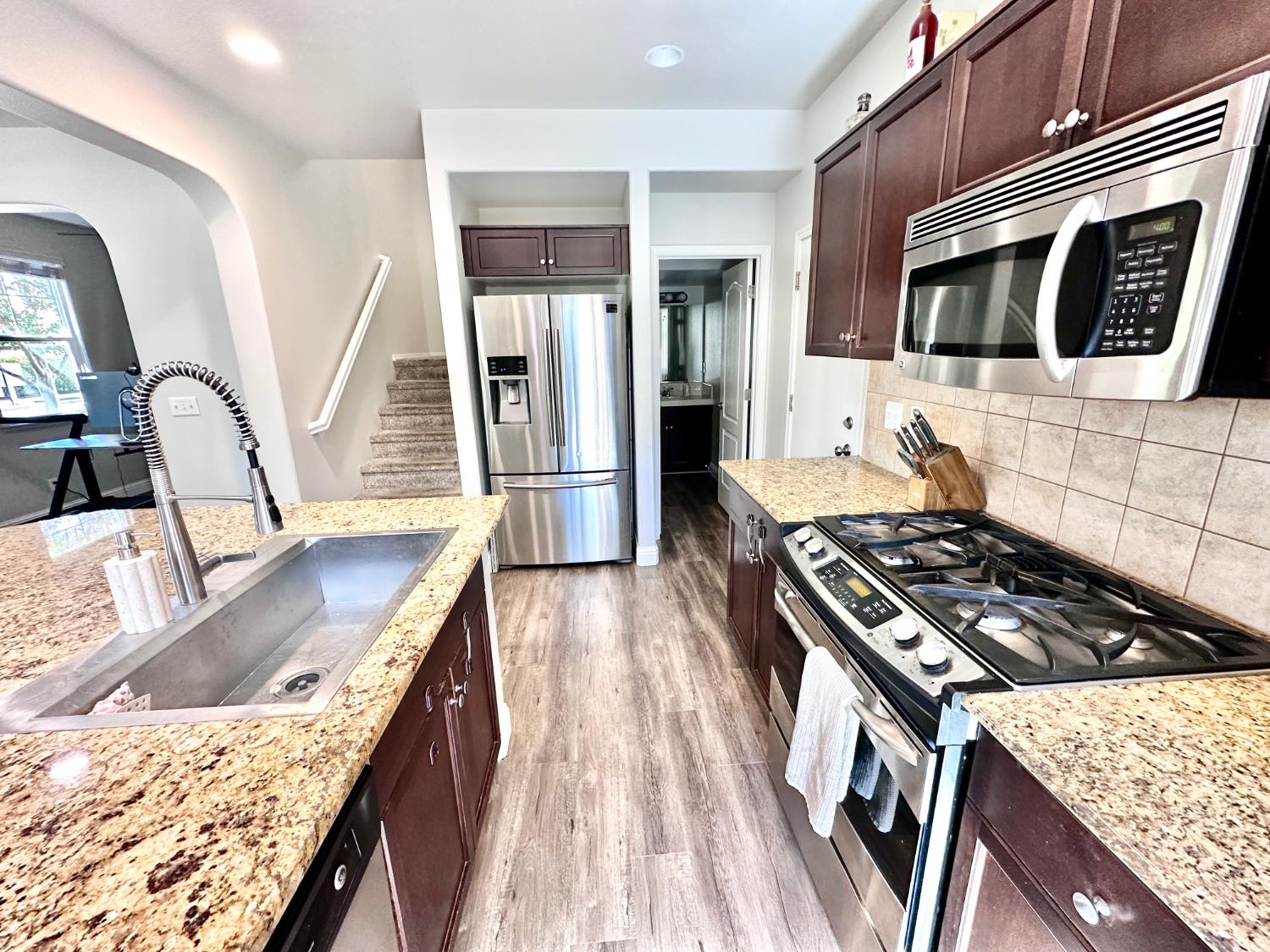 4056 Trenton Ave, Clovis, CA 93619