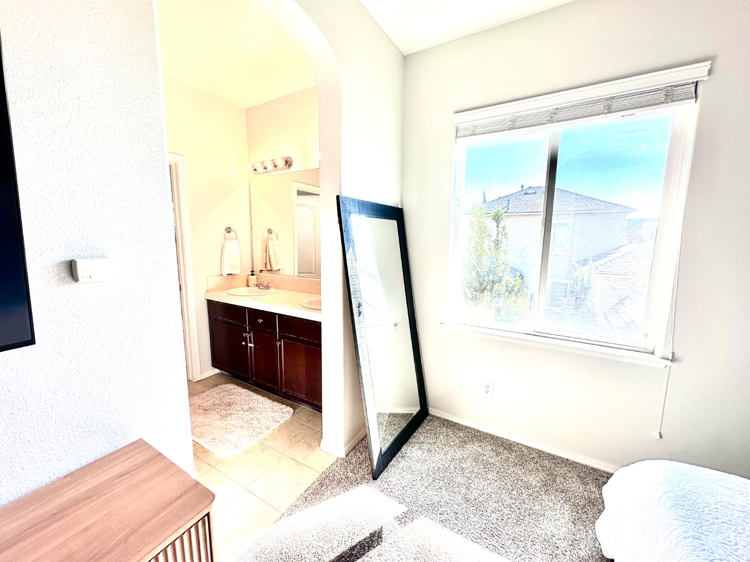 4056 Trenton Ave, Clovis, CA 93619