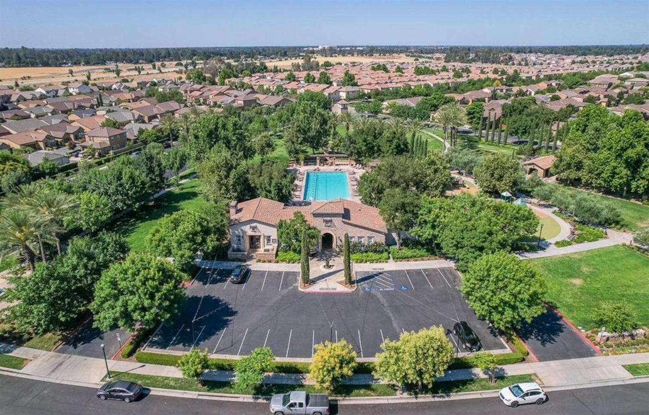 4056 Trenton Ave, Clovis, CA 93619
