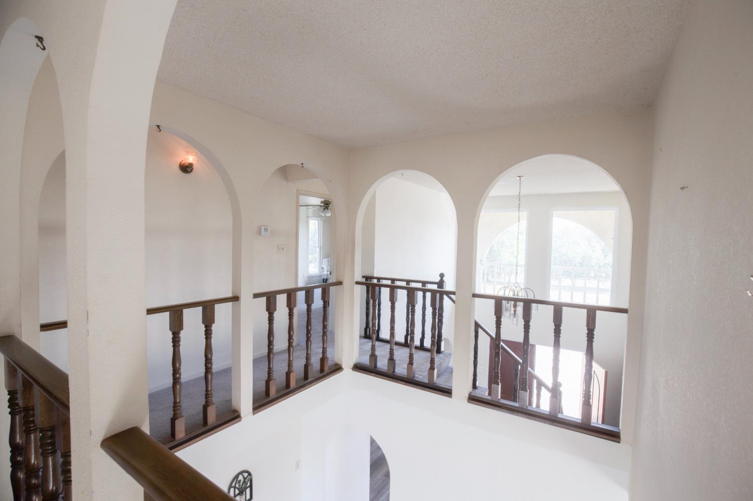 9569 E Olive Ave, Sanger, CA 93657