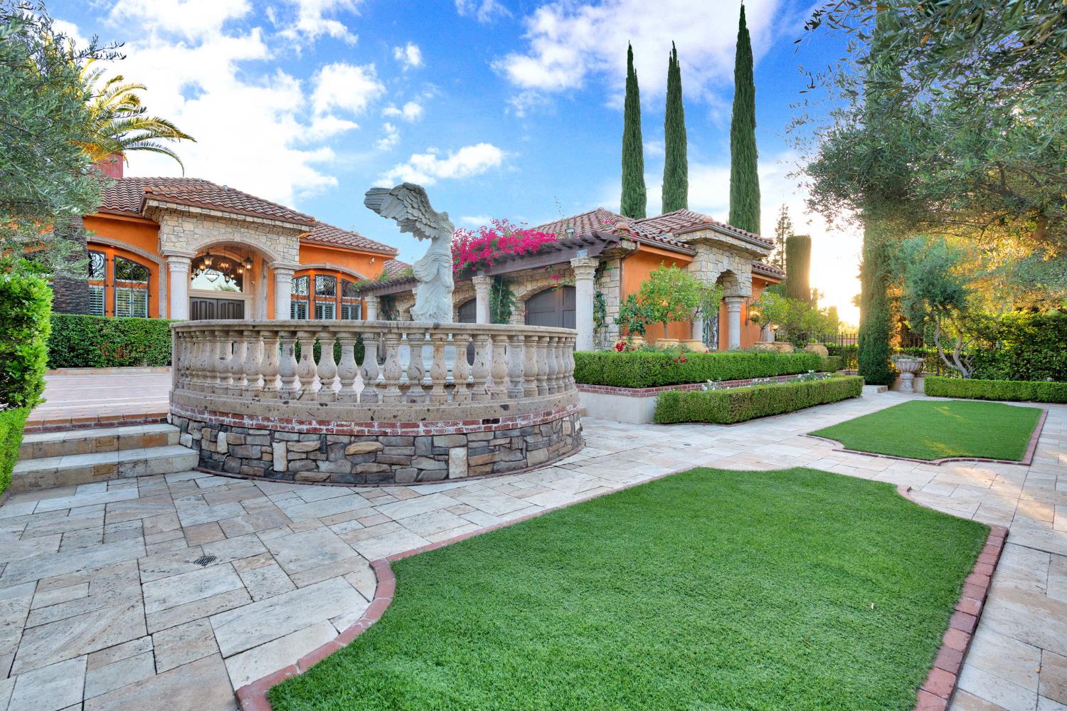 3103 E Via Monte Verdi Ave, Clovis, CA 93619