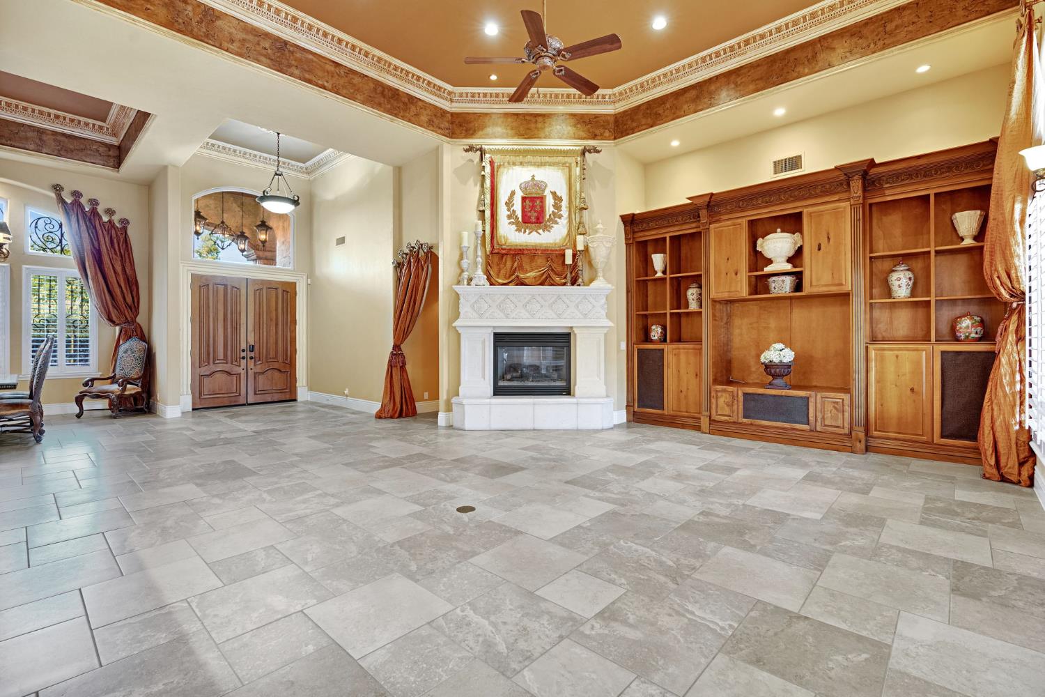 3103 E Via Monte Verdi Ave, Clovis, CA 93619
