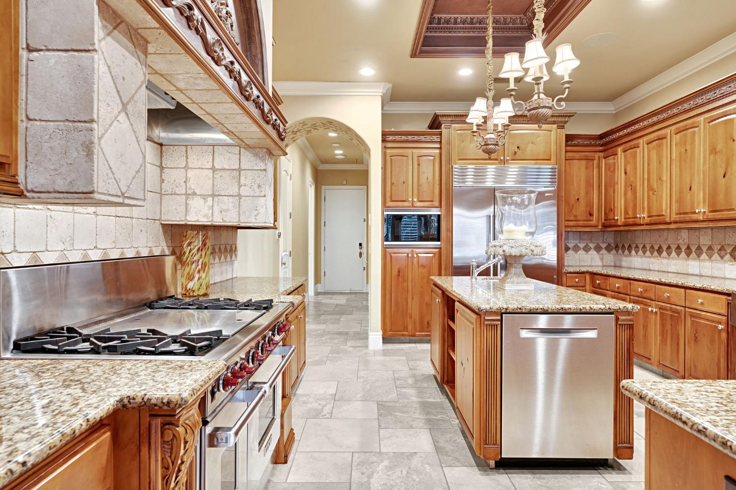 3103 E Via Monte Verdi Ave, Clovis, CA 93619