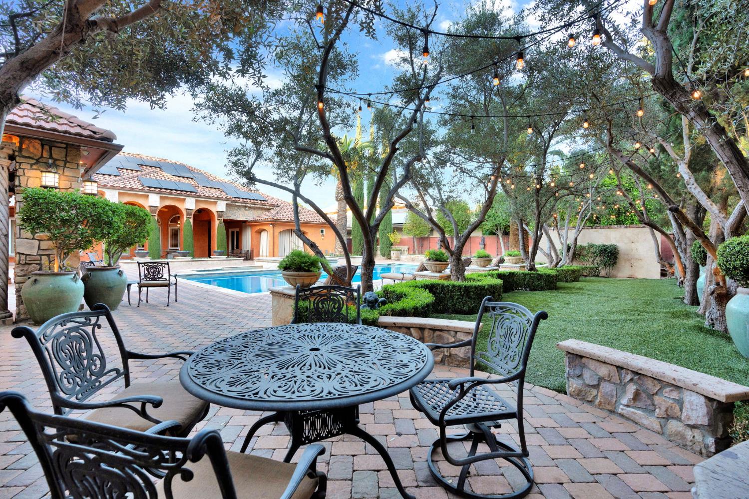 3103 E Via Monte Verdi Ave, Clovis, CA 93619