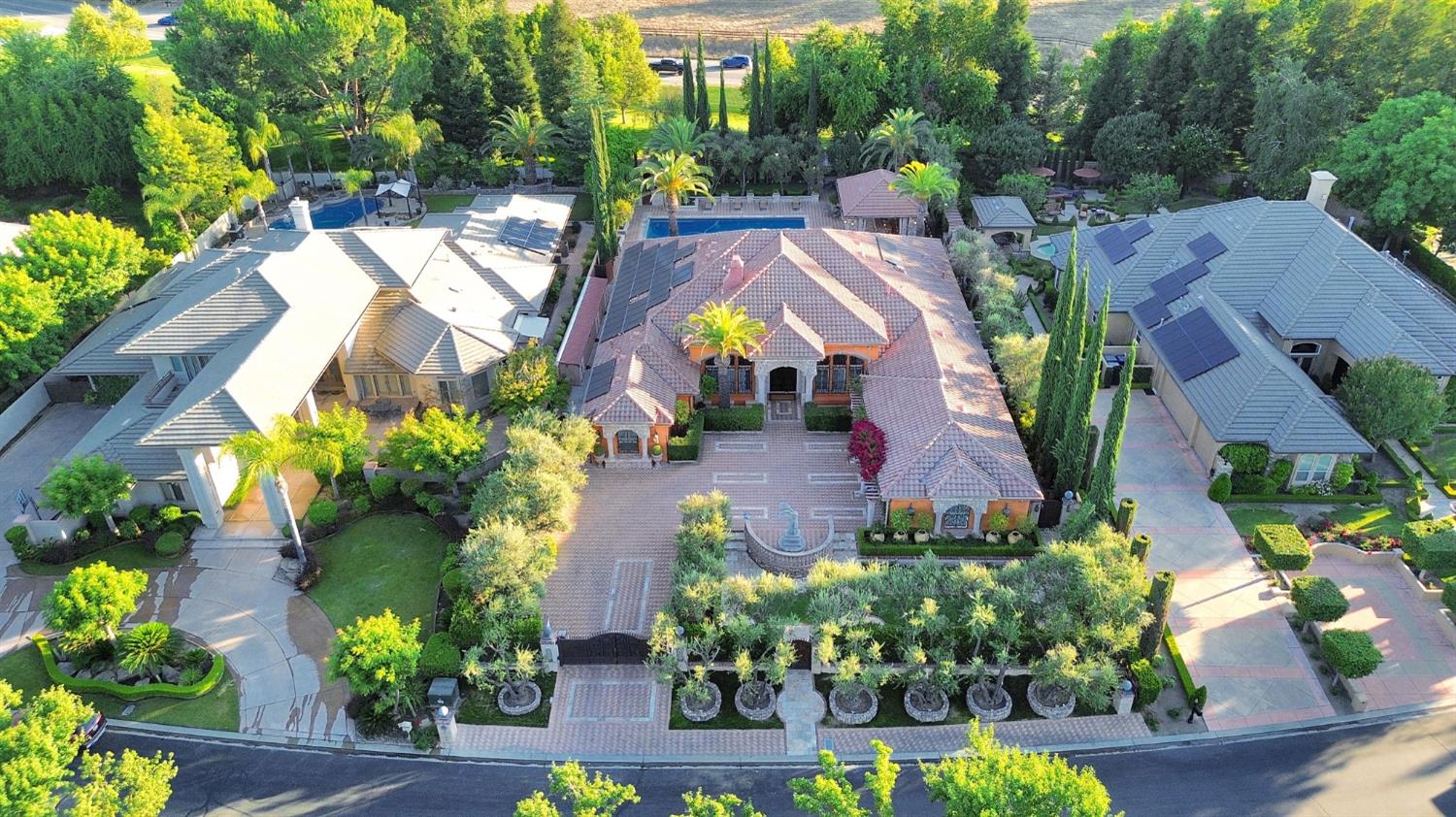 3103 E Via Monte Verdi Ave, Clovis, CA 93619