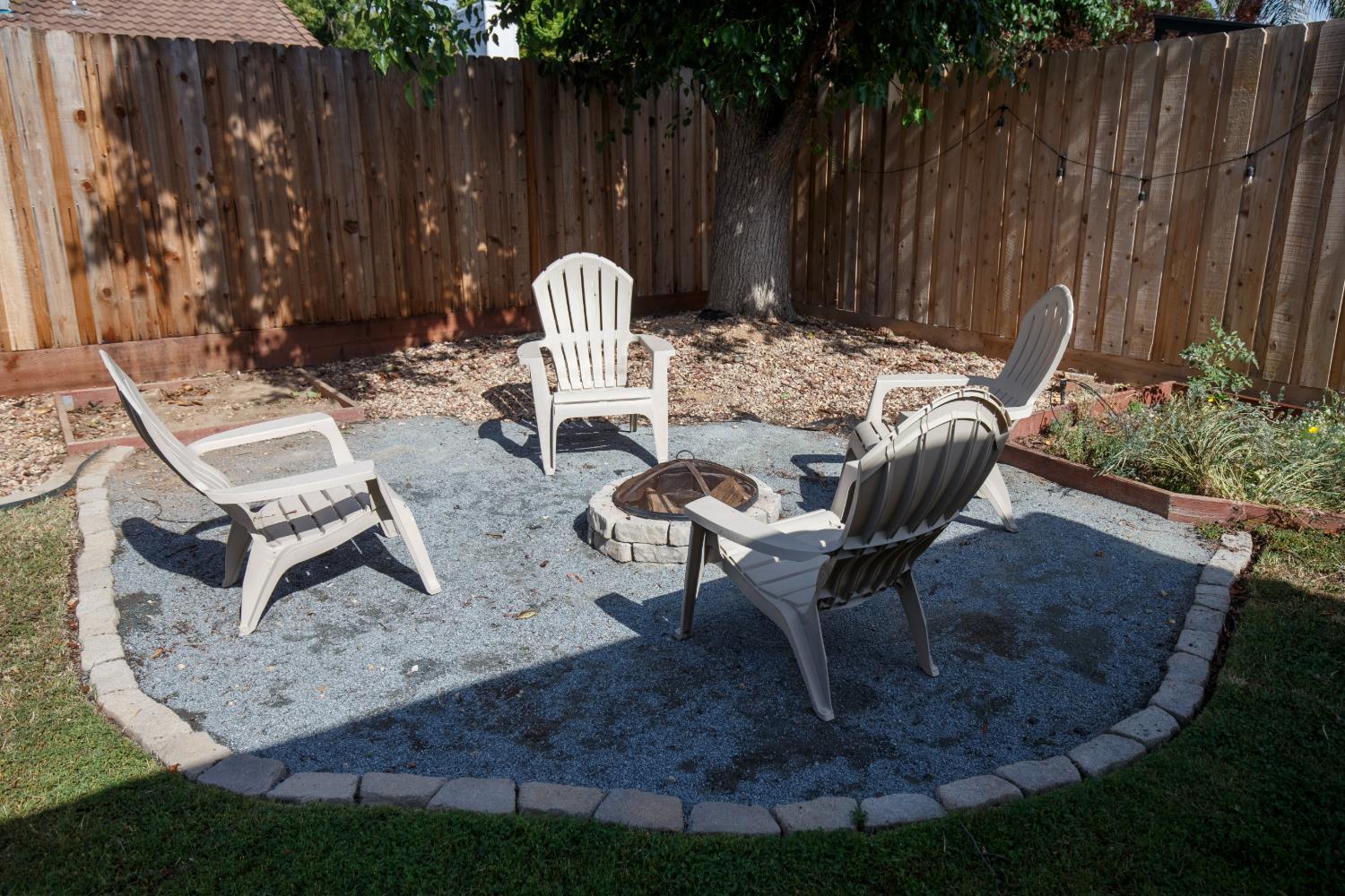 116 N Joshua Ave, Clovis, CA 93611