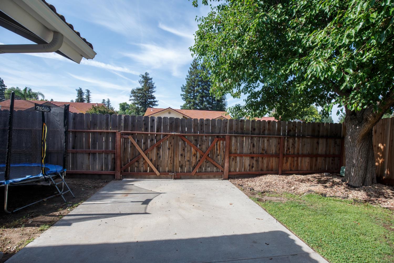 116 N Joshua Ave, Clovis, CA 93611