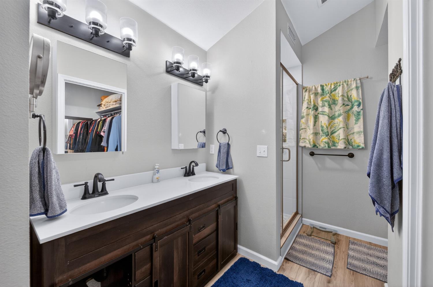 1012 N Adler Ave, Clovis, CA 93611