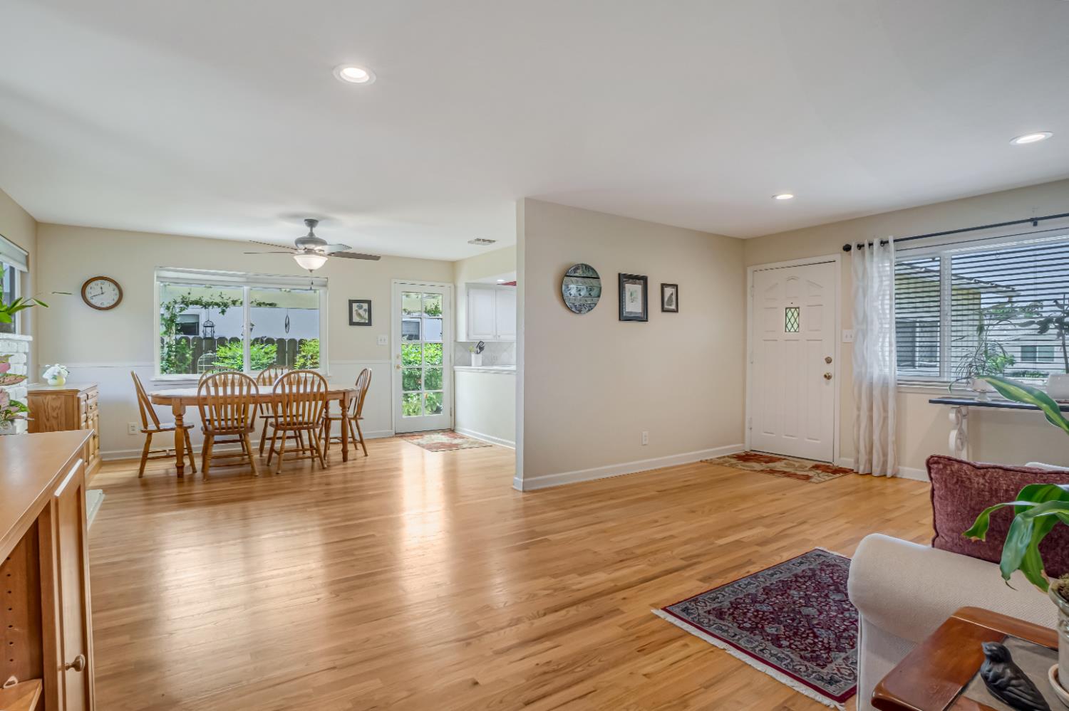 2545 Dewitt Ave, Clovis, CA 93612